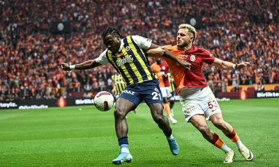 Geçen sezon oynanan Galatasaray-Fenerbahçe derbisinin ardından çıkan olaylara ilişkin Fenerbahçe Spor Kulübü'nün şikayeti üzerine başlatılan soruşturmada, Galatasaraylı futbolcu Muhammed Kerem Aktürkoğlu ve iki kişi hakkında takipsizlik kararı verildi. İstanbul Cumhuriyet Başsavcılığı tarafından verilen kararda, şikayet dilekçesinde belirtilen iddialara dair somut bir delil bulunamadığı belirtildi. Ayrıca, Fenerbahçe bayrağının gasbedildiği iddiası da kamera kayıtlarında doğrulanamadı. Bu süreçte, Galatasaray'a yönelik şikayetler düşerken, maç sonrasında çıkan olaylara karışan bazı Fenerbahçe oyuncuları ve yöneticileri hakkında iddianame hazırlandı. İddianamede, 5 kişi için "kasten yaralama" ve "spor alanlarında taşkınlık yapılması" gibi suçlardan hapis cezası talep edildi. Fenerbahçe Başkanı Ali Koç ve diğer bazı isimler için ise takipsizlik kararı verildi.